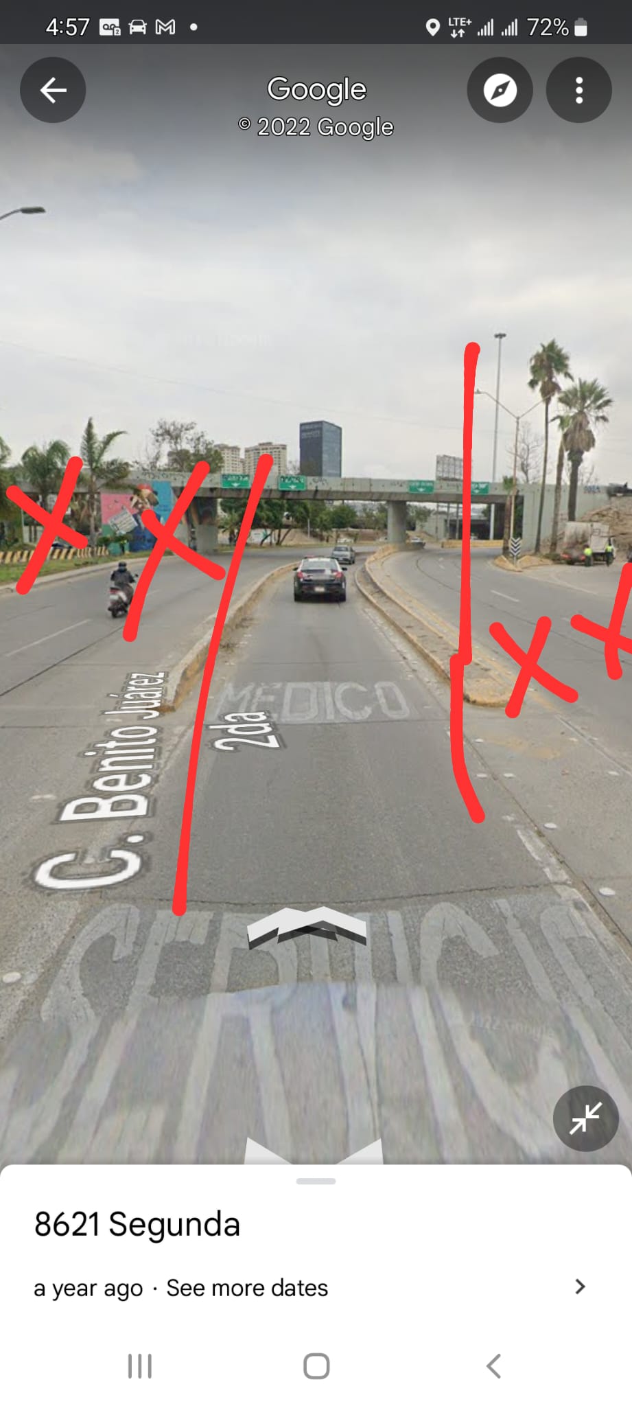 Yellow concrete barriers used as a visual reference on the FastPass medical lane route in Tijuana